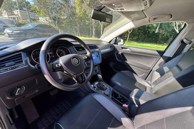 2021 Volkswagen Tiguan 2.0T SE R-Line Black