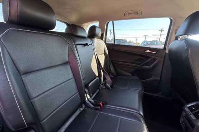 2021 Volkswagen Tiguan 2.0T SE R-Line Black