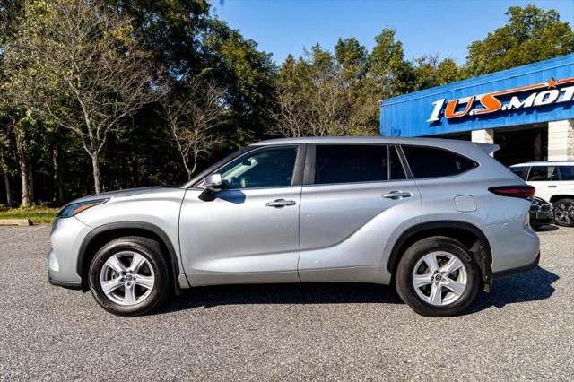 2024 Toyota Highlander LE
