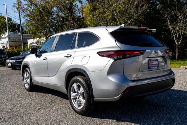 2024 Toyota Highlander LE