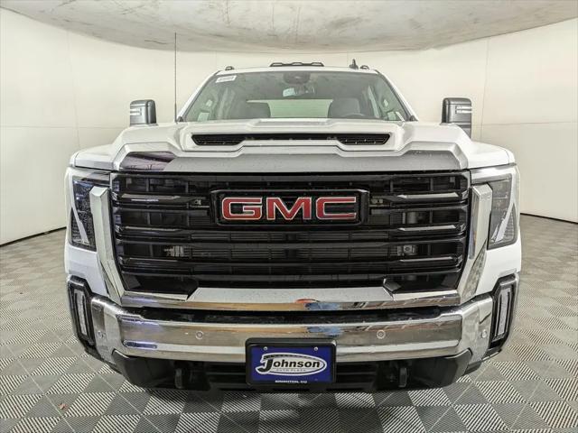 2026 GMC Sierra 2500HD Crew Cab, Standard Bed, Pro, 4WD