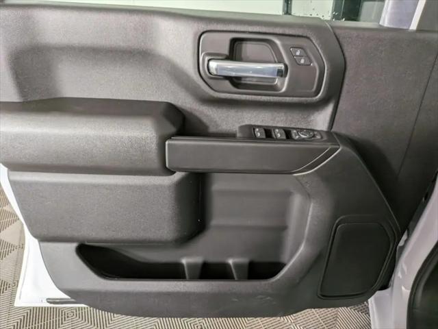 2026 GMC Sierra 2500HD Crew Cab, Standard Bed, Pro, 4WD
