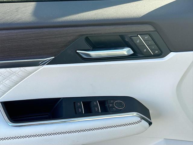 2026 GMC Acadia Denali AWD