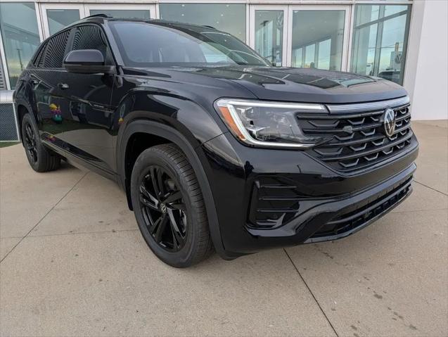 2026 Volkswagen Atlas Cross Sport SEL R-Line Black