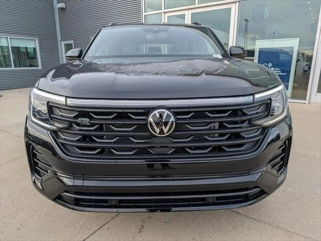 2026 Volkswagen Atlas Cross Sport SEL R-Line Black