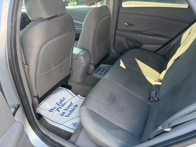 2021 Hyundai Elantra SE