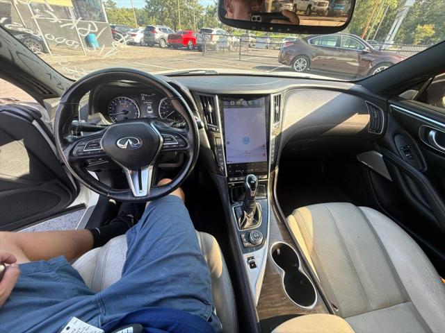 2017 INFINITI Q60 3.0t Premium