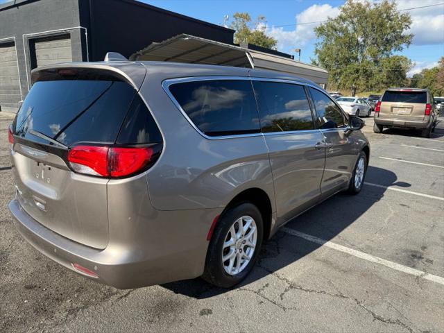2017 Chrysler Pacifica LX