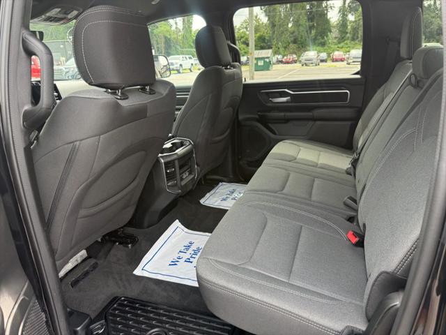 2024 Ram 1500 Big Horn Crew Cab 4x4 5'7" Box
