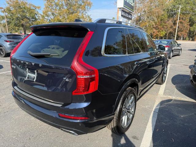 2016 Volvo XC90 T6 Momentum