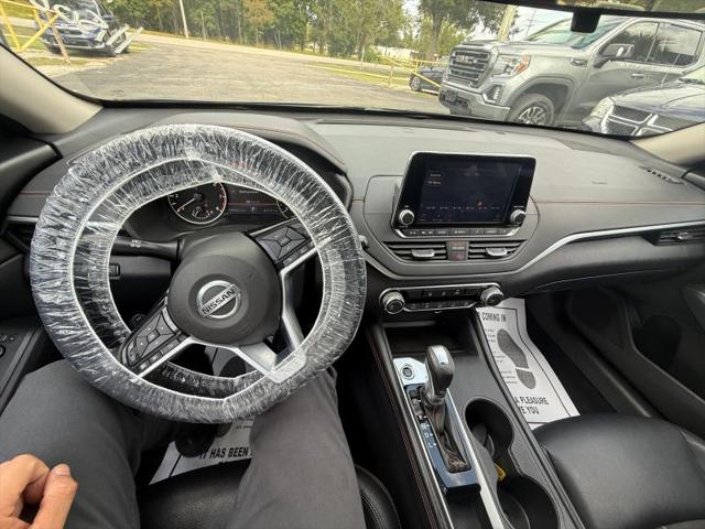 2020 Nissan Altima SR FWD