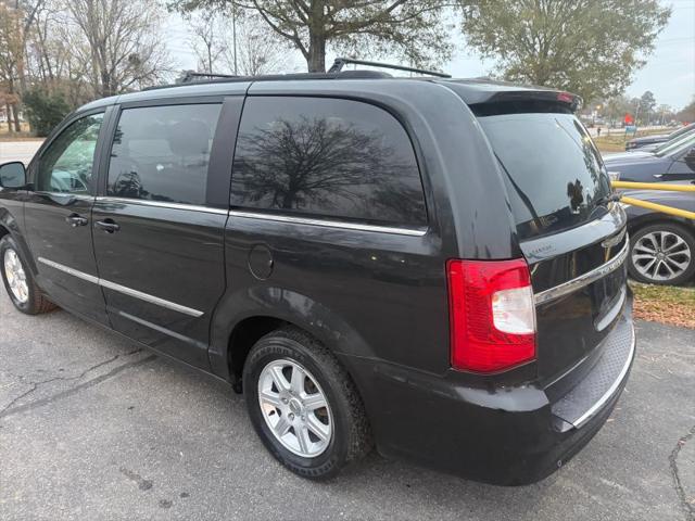 2011 Chrysler Town & Country Touring