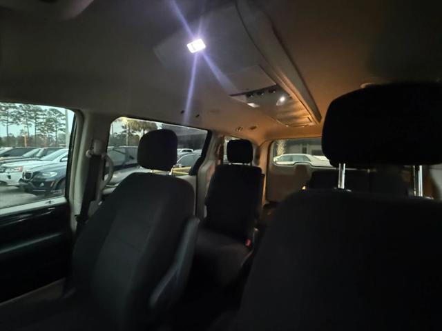 2011 Chrysler Town & Country Touring
