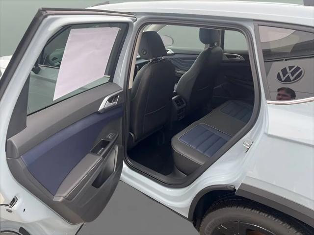 2026 Volkswagen Taos SEL