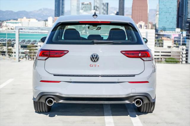 2026 Volkswagen Golf GTI SE