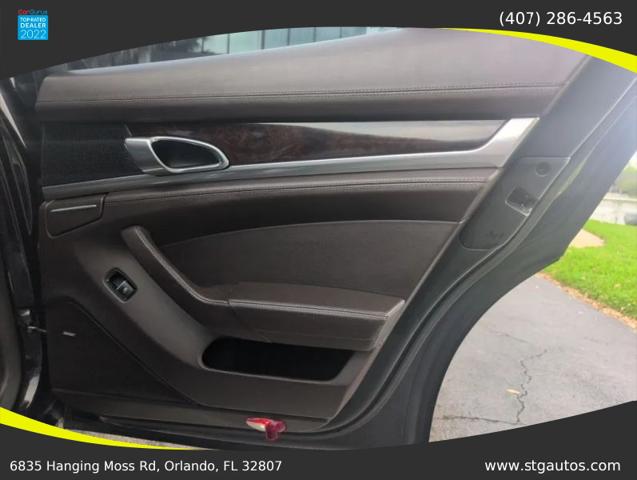 2015 Porsche Panamera 4S