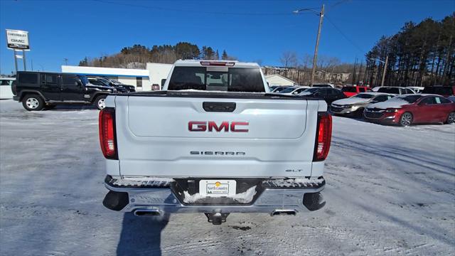 2026 GMC Sierra 1500 Crew Cab, Standard Bed, SLT, 4WD