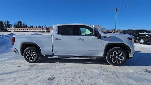 2026 GMC Sierra 1500 Crew Cab, Standard Bed, SLT, 4WD
