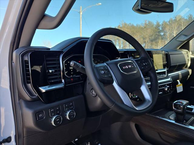 2026 GMC Sierra 1500 Crew Cab, Standard Bed, SLT, 4WD