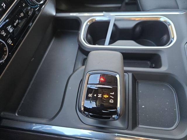 2026 GMC Sierra 1500 Crew Cab, Standard Bed, SLT, 4WD