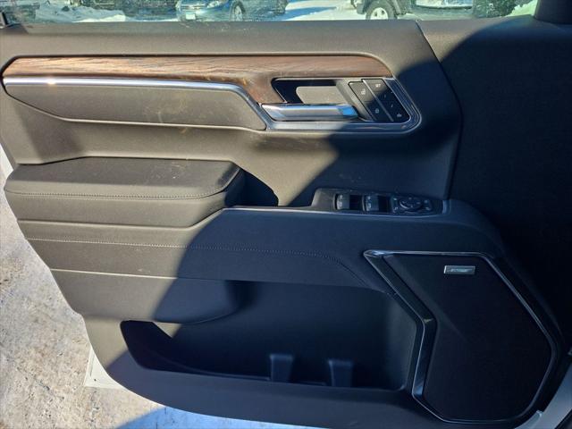 2026 GMC Sierra 1500 Crew Cab, Standard Bed, SLT, 4WD