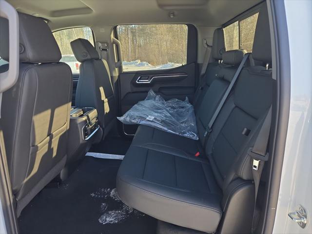 2026 GMC Sierra 1500 Crew Cab, Standard Bed, SLT, 4WD