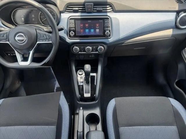 2025 Nissan Versa 1.6 SR