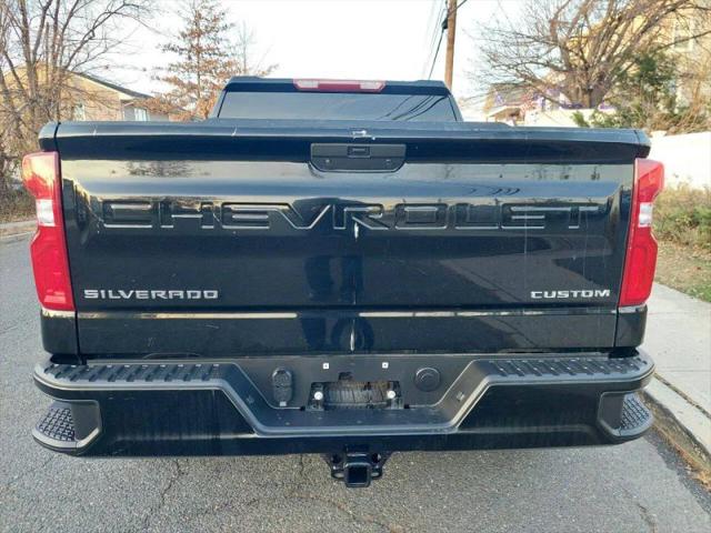2021 Chevrolet Silverado 1500 4WD Crew Cab Short Bed Custom