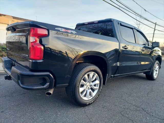 2021 Chevrolet Silverado 1500 4WD Crew Cab Short Bed Custom