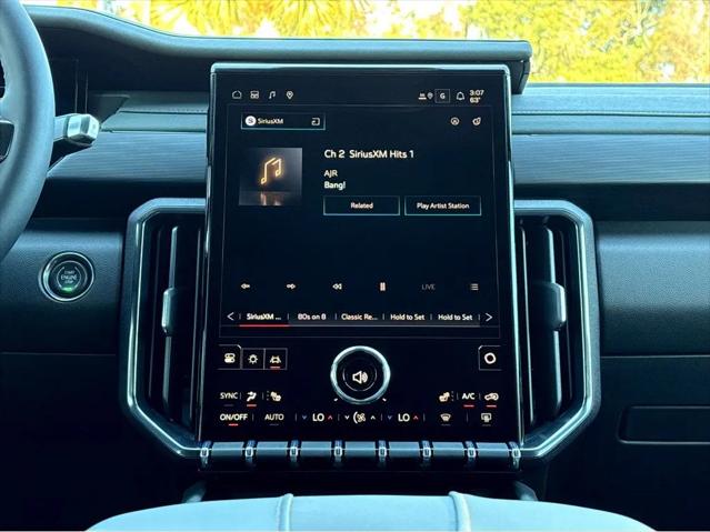 2026 GMC Acadia AT4 AWD