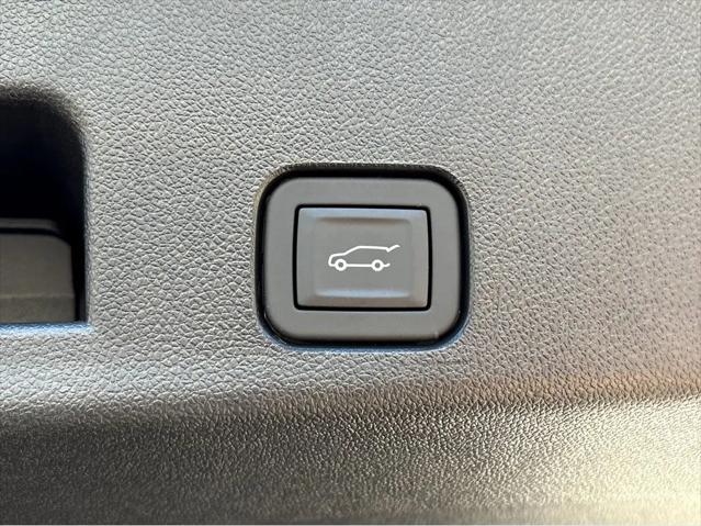 2026 GMC Acadia AT4 AWD