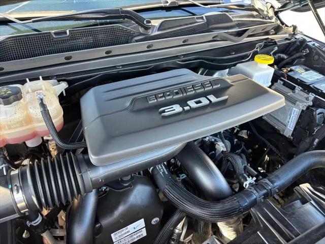 2023 Ram 1500 Limited Crew Cab 4x4 5'7" Box