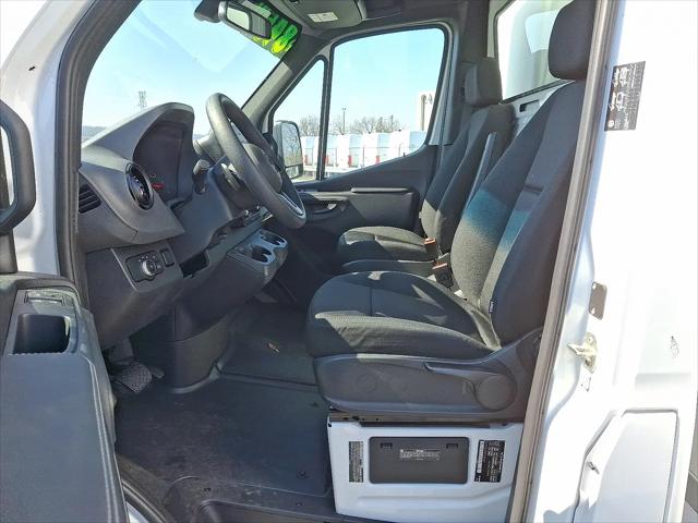 2023 Mercedes-Benz Sprinter 4500 Chassis Standard Roof 4-Cyl Diesel HO