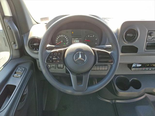 2023 Mercedes-Benz Sprinter 4500 Chassis Standard Roof 4-Cyl Diesel HO