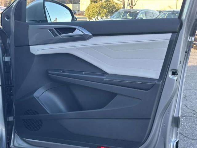 2026 Volkswagen Taos SEL