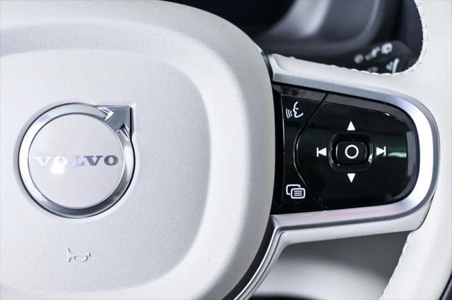 2026 Volvo XC90 Ultra, B6 AWD Gas (mild hybrid), Gasoline, Bright, 7 Seats