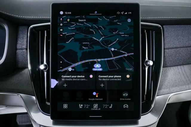 2026 Volvo XC90 Ultra, B6 AWD Gas (mild hybrid), Gasoline, Bright, 7 Seats