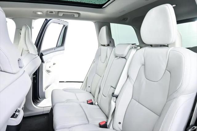 2026 Volvo XC90 Ultra, B6 AWD Gas (mild hybrid), Gasoline, Bright, 7 Seats