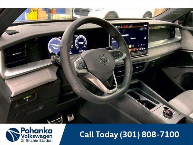 2026 Volkswagen Tiguan SE R-Line Black