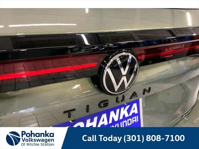 2026 Volkswagen Tiguan SE R-Line Black