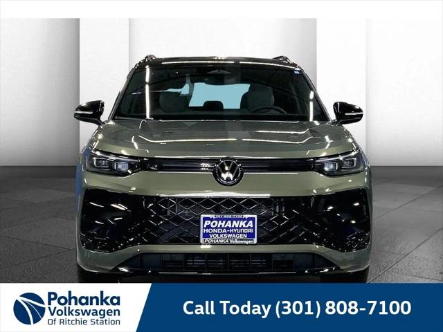 2026 Volkswagen Tiguan SE R-Line Black