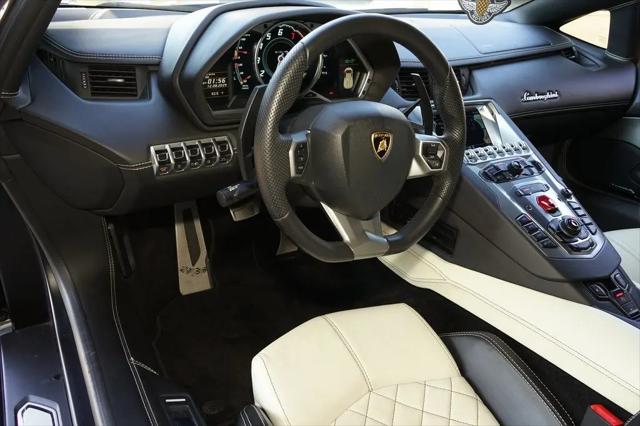 2015 Lamborghini Aventador LP700-4