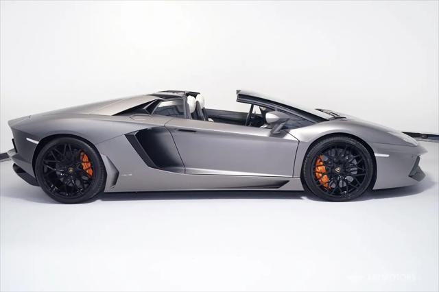 2015 Lamborghini Aventador LP700-4