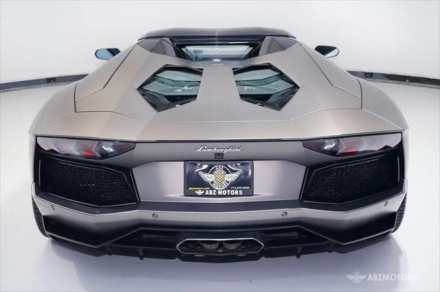 2015 Lamborghini Aventador LP700-4