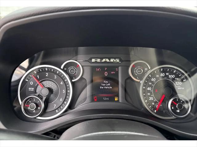 2026 Ram 1500 Big Horn Crew Cab 4x4 5'7" Box