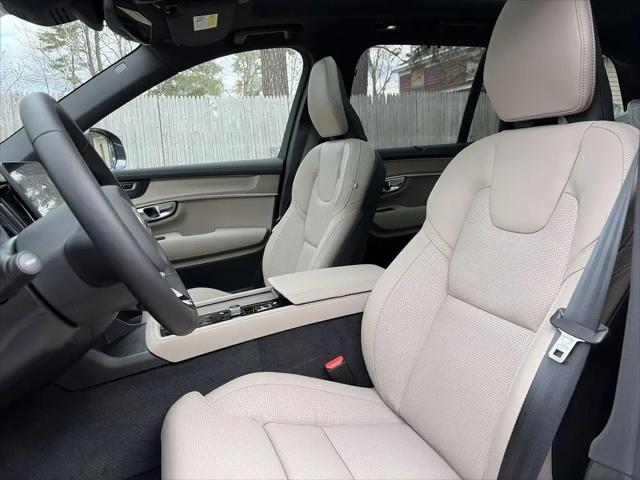 2026 Volvo XC90 Ultra, B6 AWD Gas (mild hybrid), Gasoline, Bright, 7 Seats