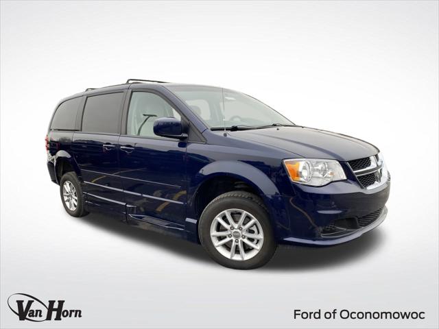 2016 Dodge Grand Caravan SXT for sale in Oconomowoc, WI