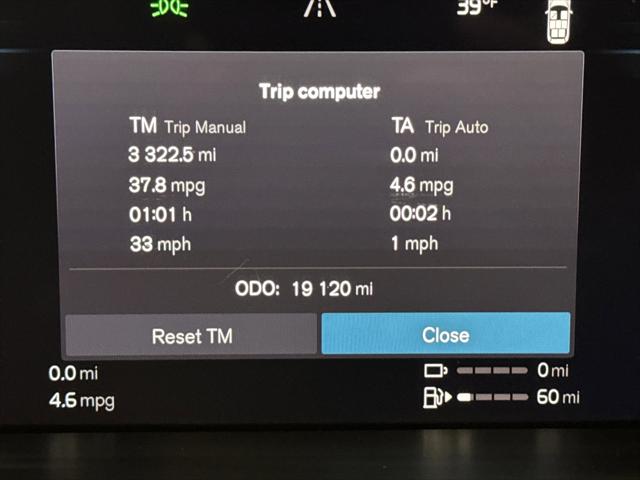 2024 Volvo XC90 Recharge T8 Ultimate 6-Seater