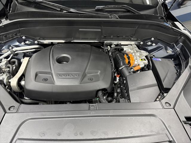 2024 Volvo XC90 Recharge T8 Ultimate 6-Seater