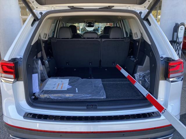 2026 Volkswagen Atlas SE with Technology